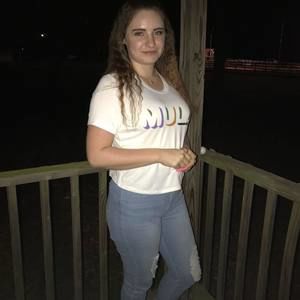 Meet your Posher, Savannah